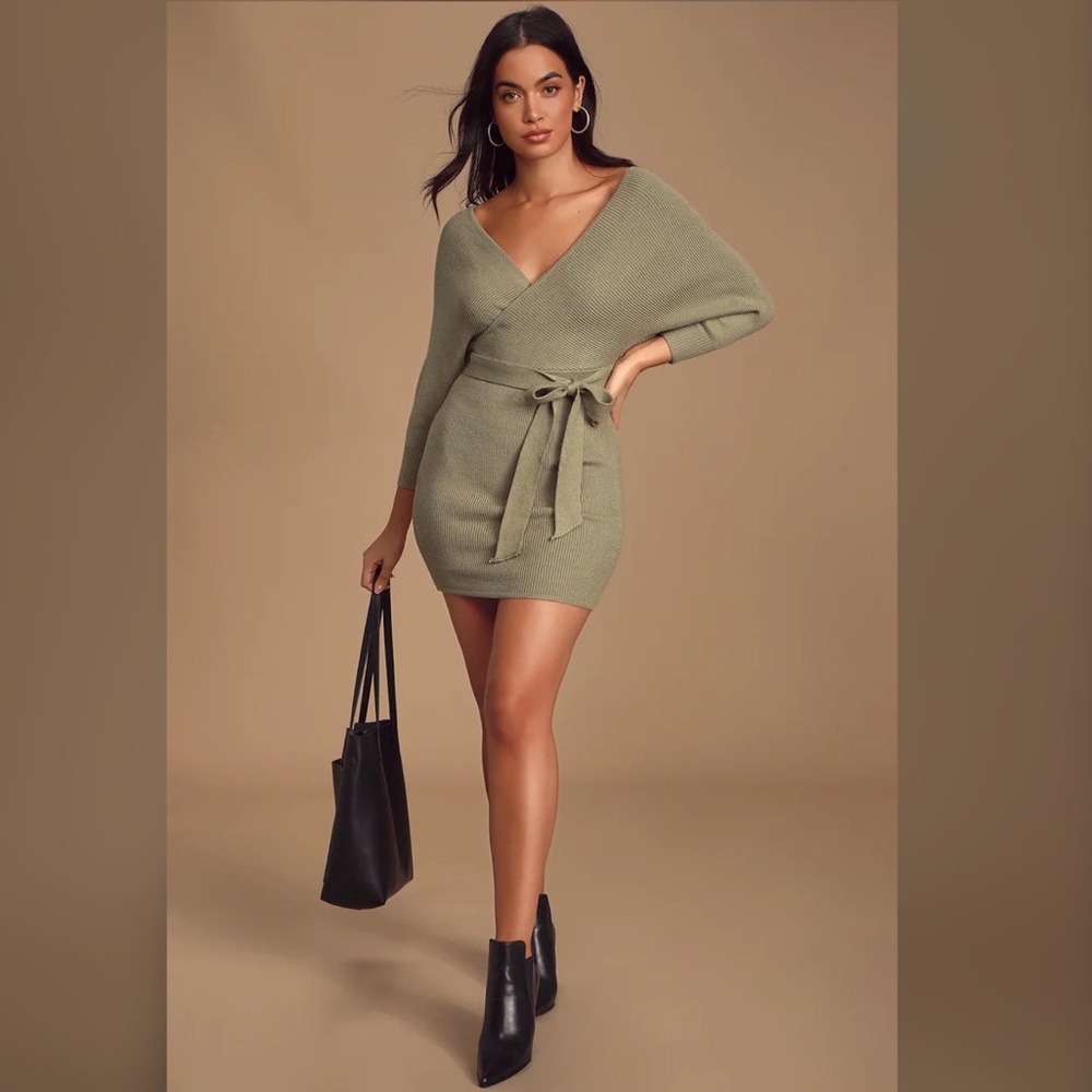 Lulus woman’s dress